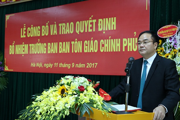 T&acirc;n Trưởng ban Ban T&ocirc;n gi&aacute;o Ch&iacute;nh phủ ph&aacute;t biểu tại buổi Lễ.