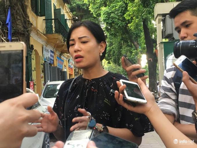 Chị Hồng Nhung - vợ nghệ sĩ Xu&acirc;n Bắc