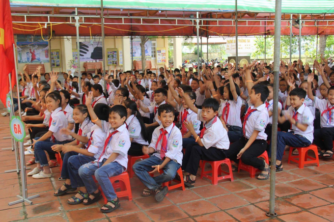 Nam Đ&agrave;n (Nghệ An): Trường THCS Kim Li&ecirc;n tổ chức hoạt động truyền th&ocirc;ng về b&igrave;nh đẳng giới trong nh&agrave; trường