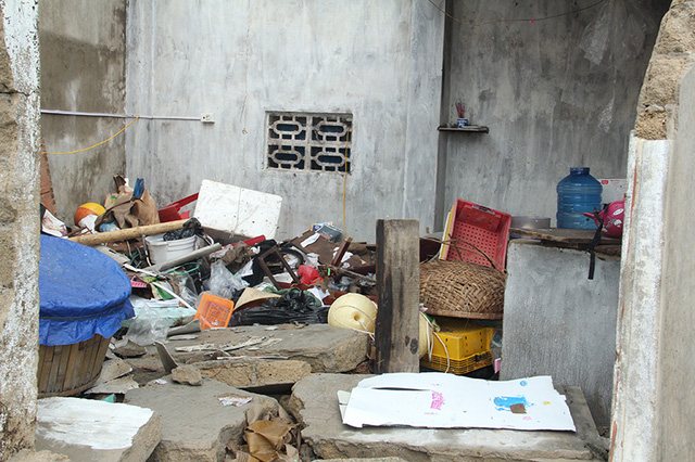 Miền Trung: B&atilde;o đi qua, nước mắt ở lại