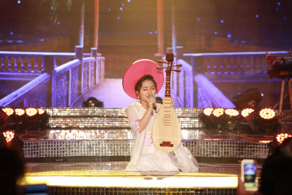 Th&iacute; sinh Phan Ngọc &Aacute;nh.