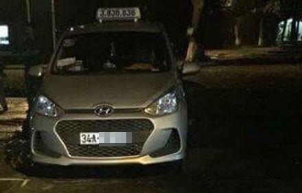 Chiếc xe taxi chở