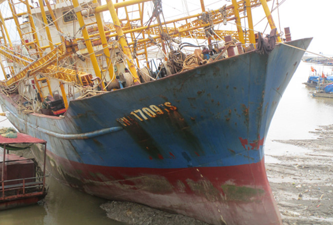 Thời gian qua, nhiều t&agrave;u c&aacute; vỏ th&eacute;p đ&oacute;ng theo Nghị định 67 tại Thanh H&oacute;a vừa ra khơi lần đầu đ&atilde; ph&aacute;t sinh hỏng h&oacute;c. (Ảnh: )