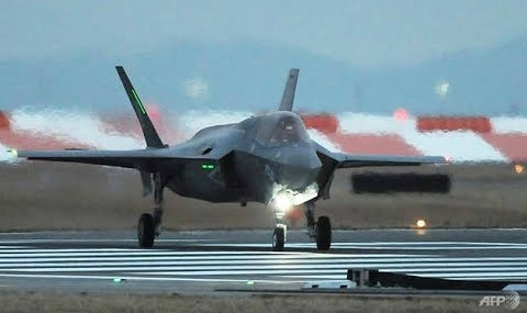 M&aacute;y bay chiến đấu t&agrave;ng h&igrave;nh F-35B của Mỹ tại Nhật Bản hồi th&aacute;ng 1.