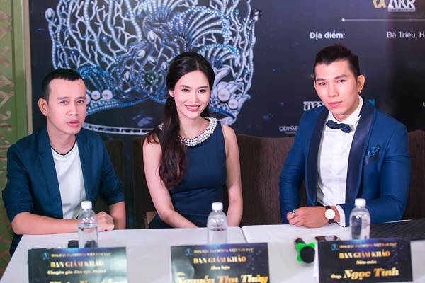 Ng&ocirc; Phương Lan v&agrave; si&ecirc;u mẫu Ngọc T&igrave;nh ngồi ghế n&oacute;ng Hoa hậu Đại Dương 2017