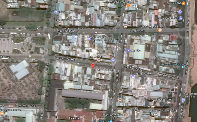 Căn nh&agrave; số 43 Nguyễn Th&aacute;i Học m&agrave; gia đ&igrave;nh B&iacute; thư Nguyễn Xu&acirc;n Anh sử dụng nh&igrave;n từ tr&ecirc;n cao. Ảnh Google map.