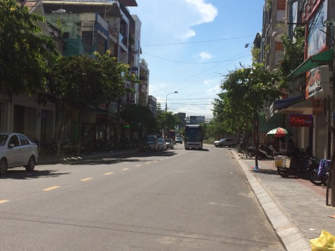 Căn nh&agrave; số 47 được C&ocirc;ng ty TNHH Xu&acirc;n Minh Ph&aacute;t sử dụng. Doanh nghiệp n&agrave;y th&agrave;nh lập đầu năm 2013, ng&agrave;nh nghề ch&iacute;nh l&agrave;