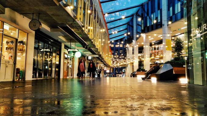 Nh&igrave;n ngắm khung cảnh đẹp như mơ dưới g&oacute;c m&aacute;y Bphone 2017