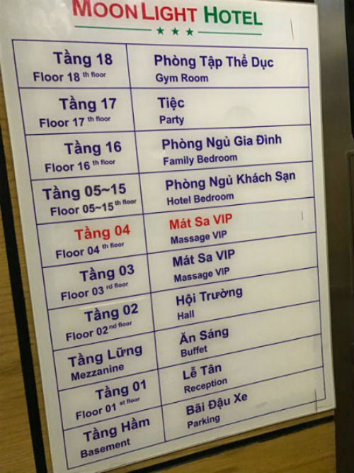 Theo chỉ dẫn của nh&acirc;n vi&ecirc;n, khu m&aacute;t-xa trong Moolight nằm tr&ecirc;n tầng 3 &amp;amp;amp; 4.