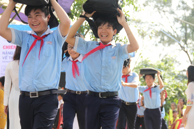 &nbsp;Với chủ đề 'Trường học Sơn Tinh', c&aacute;c em học sinh sẽ được trang bị nhiều kiến thức về ph&ograve;ng ch&oacute;ng thi&ecirc;n tai.