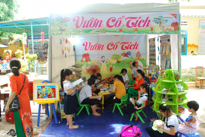 C&aacute;c hoạt động nhằm tạo cơ hội cho trẻ chia sẻ quan điểm v&agrave; nhận thức của trẻ th&ocirc;ng qua hoạt động đọc.