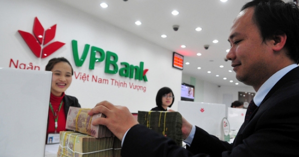 Ba cá nhân đã rót hơn 6.400 tỷ mua cổ phiếu phát hành riêng lẻ của VPBank