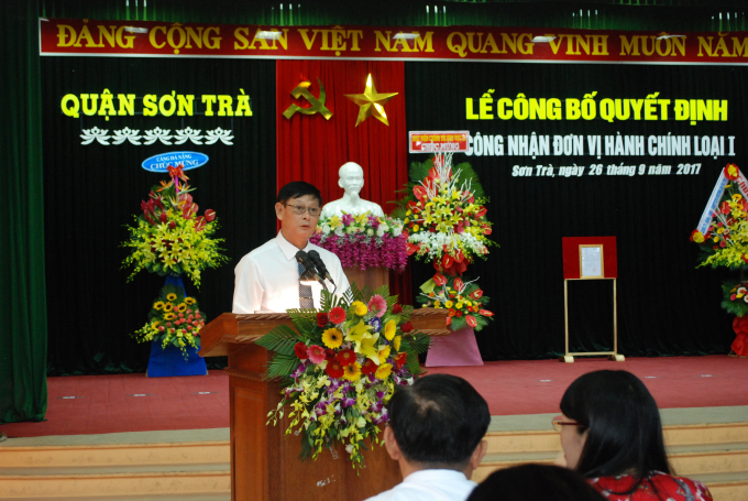 B&iacute; thư Quận ủy Sơn Tr&agrave; Cao Xu&acirc;n Thắng ph&aacute;t biểu trong&nbsp;buổi lễ nhận Quyết định.