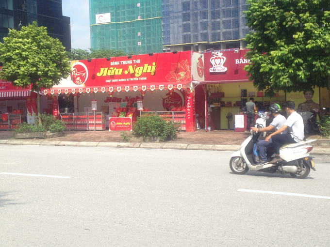 Quầy b&aacute;nh trung thu