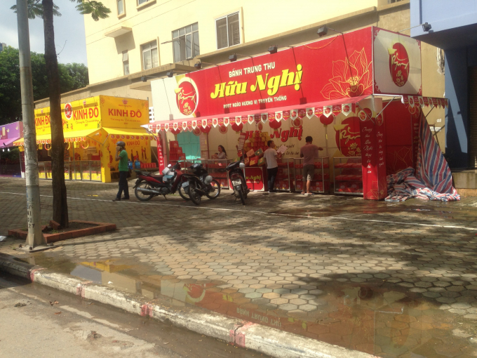 C&aacute;c ki ốt b&aacute;nh trung thu