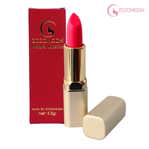 Sản phẩm son m&ocirc;i hiệu Zozomoon c&oacute; th&agrave;nh phần từ thi&ecirc;n nhi&ecirc;n, được đ&ocirc;ng đảo giới trẻ tin d&ugrave;ng.