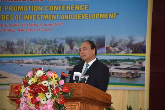 Thủ tướng Ch&iacute;nh phủ Nguyễn Xu&acirc;n Ph&uacute;c ph&aacute;t biểu chỉ đạo tại Hội nghị.