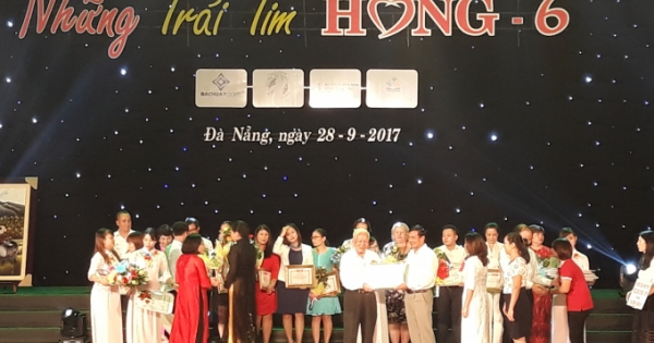 "Những Trái tim hồng" thu hút gần 4,5 tỷ đồng giúp người khuyết tật, trẻ mồ côi