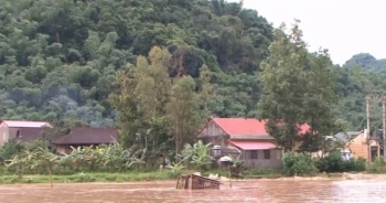 Mưa lũ tại Sơn La: 1 người thiệt mạng, 33 nhà bị đổ sập