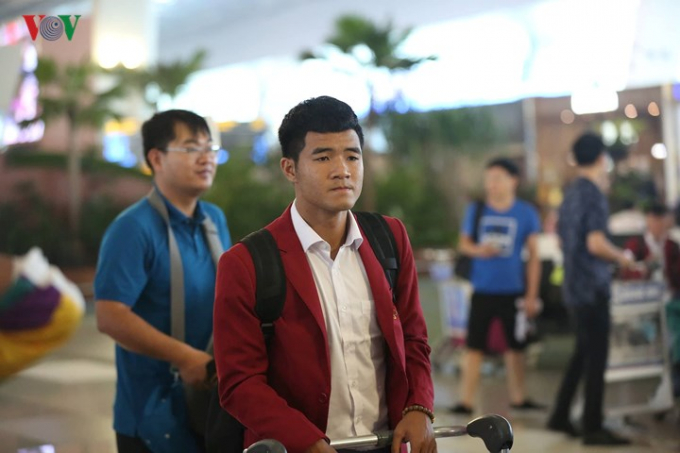 Dự kiến, chiều nay c&aacute;c cầu thủ Olympic Việt Nam c&ugrave;ng đo&agrave;n thể thao Việt Nam sẽ về tới s&acirc;n bay Nội B&agrave;i.