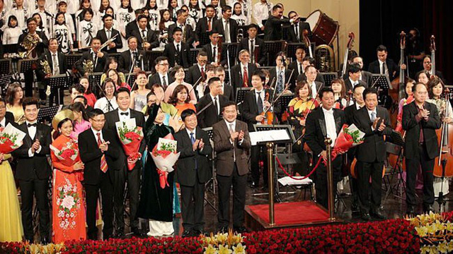 Chương tr&igrave;nh kh&eacute;p lại với nhiều dư vị cảm x&uacute;c.