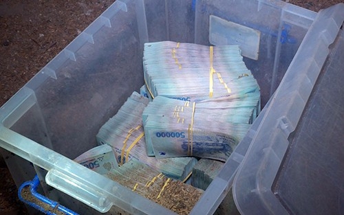 Công an tiết lộ số tiền 2 nghi can cướp được ở ngân hàng tại Khánh Hòa