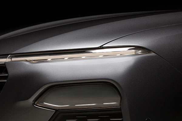 Đ&egrave;n xe SEDAN được ph&aacute;t triển từ phong c&aacute;ch đ&egrave;n led &ldquo;mắt h&iacute;&rdquo; theo phong c&aacute;ch đang thịnh h&agrave;nh ở Ch&acirc;u &Acirc;u