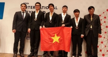 Việt Nam giành Huy chương Vàng Olympic Tin học quốc tế 2018