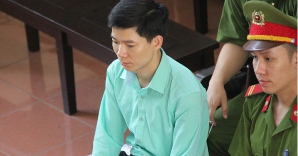 Vụ chạy thận khiến 9 người tử vong: Bác sĩ Hoàng Công Lương bị buộc tội "Vô ý làm chết người"