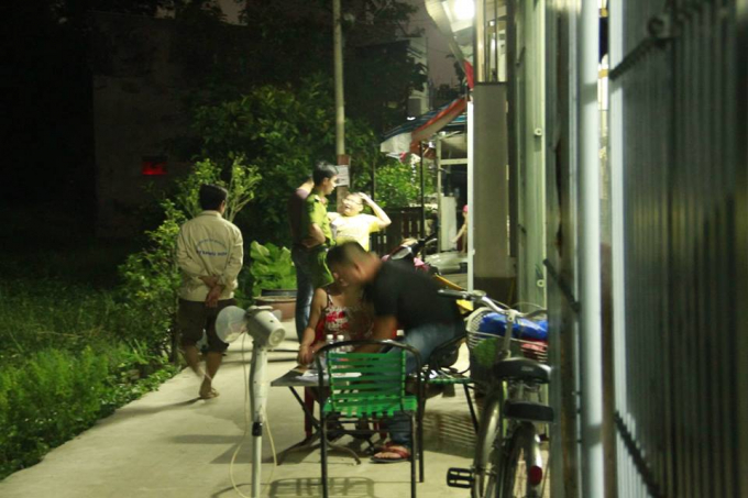 Cơ quan c&ocirc;ng an c&oacute; mặt lấy lời khai. ảnh minh họa