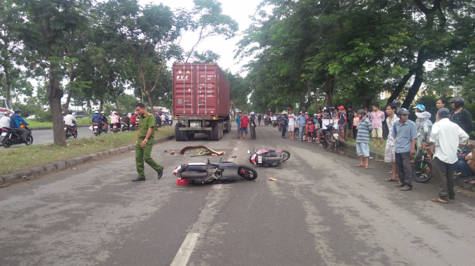 Hiện trường vụ tai nạn thương t&acirc;m.