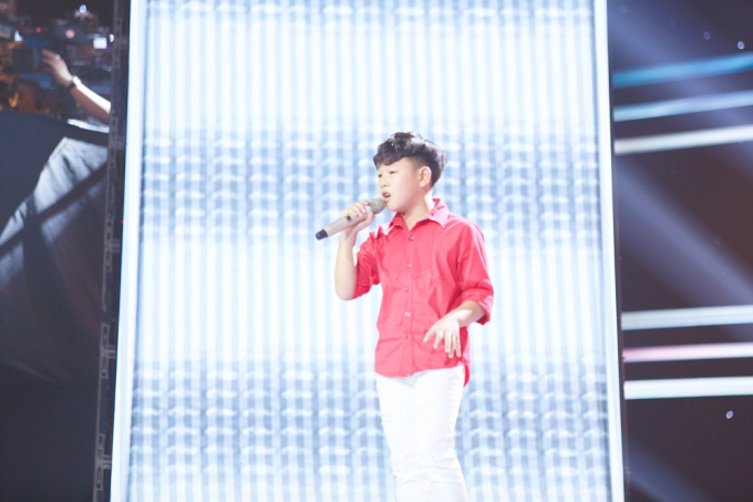 S&acirc;n khấu The Voice Kids n&oacute;ng