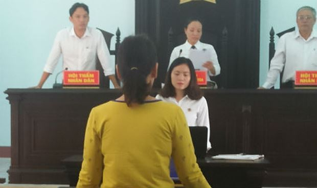 T&ograve;a tuy&ecirc;n bị c&aacute;o phải thi h&agrave;nh &aacute;n 2 năm 3 th&aacute;ng t&ugrave; giam