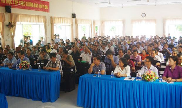 H&agrave;ng trăm hộ d&acirc;n ki&ecirc;n quyết đấu tranh gi&agrave;nh quyền lợi ch&iacute;nh đ&aacute;ng của m&igrave;nh.