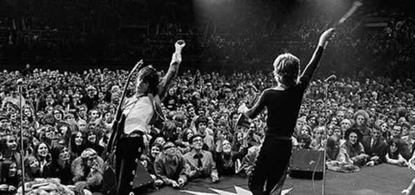 Lễ hội &acirc;m nhạc do đ&ocirc;ng người tham dự n&ecirc;n lu&ocirc;n tiềm ẩn những rủi ro