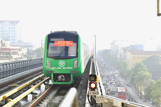 13 đo&agrave;n t&agrave;u sẽ được vận h&agrave;nh thử trong 3-6 th&aacute;ng, để đảm bảo to&agrave;n hệ thống hoạt động ổn định, tin cậy.