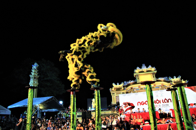 Những m&agrave;n biểu diễn đẹp mắt.