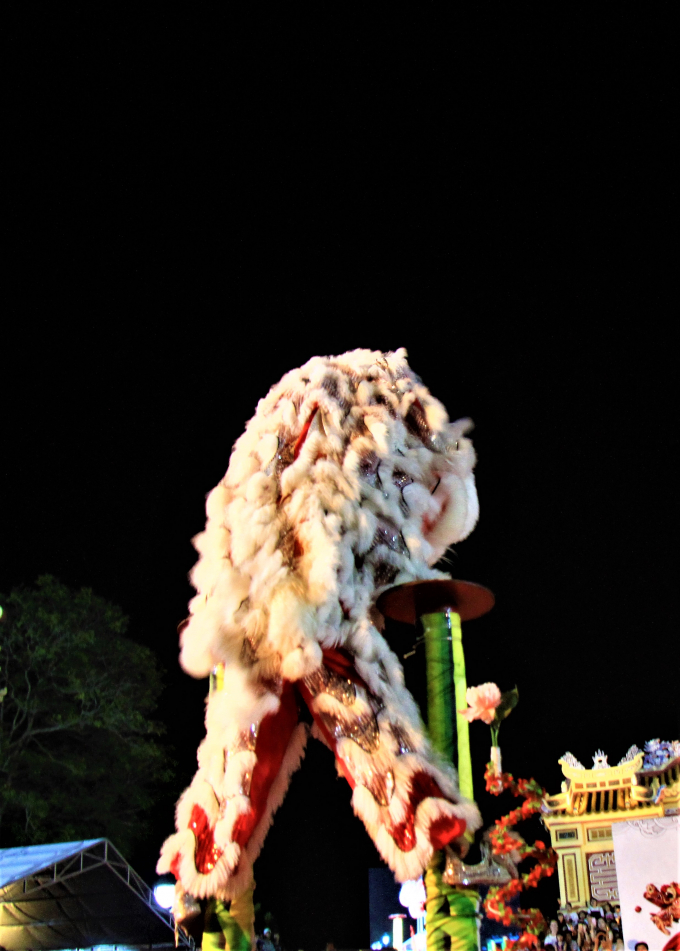 Ng&agrave;y hội L&acirc;n năm 2018 tại TP Huế thu h&uacute;t h&agrave;ng ngh&igrave;n người tham dự