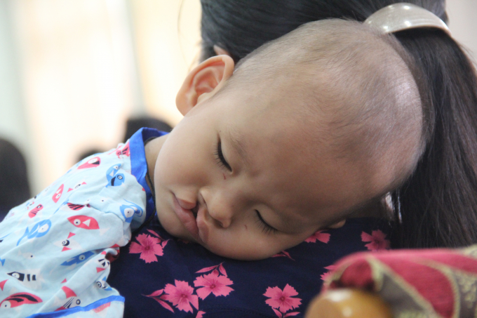 Ch&aacute;u Trần Quang Đạt một trong những trường hợp được phẫu thuật th&ocirc;ng qua chương tr&igrave;nh.