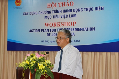 Thứ trưởng Do&atilde;n Mậu Diệp ph&aacute;t biểu khai mạc hội thảo.