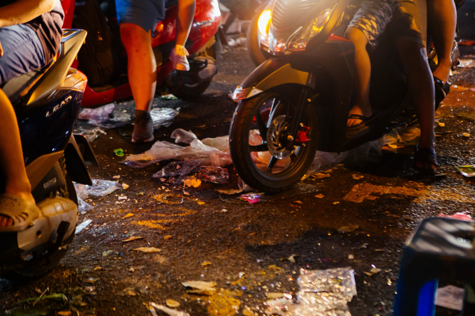 R&aacute;c c&ugrave;ng tham gia giao th&ocirc;ng.