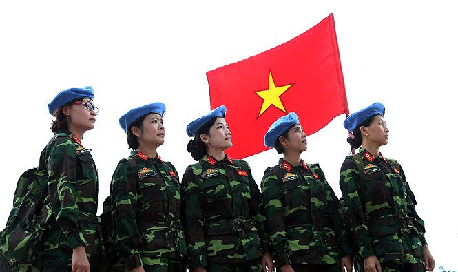 'H&igrave;nh ảnh bộ đội Cụ Hồ đội mũ nồi xanh l&agrave; biểu tượng Việt Nam gửi tới bạn b&egrave; quốc tế'