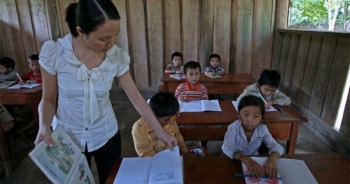 Bộ Giáo dục yêu cầu hướng dẫn học sinh không viết, vẽ vào SGK