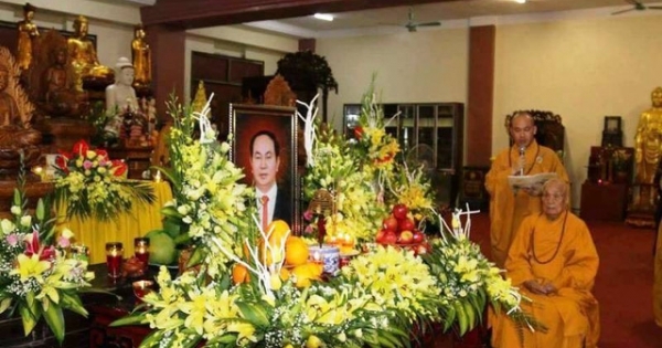 Viếng lễ tang Chủ tịch nước tại quê nhà không mang vòng hoa và miễn chấp điếu