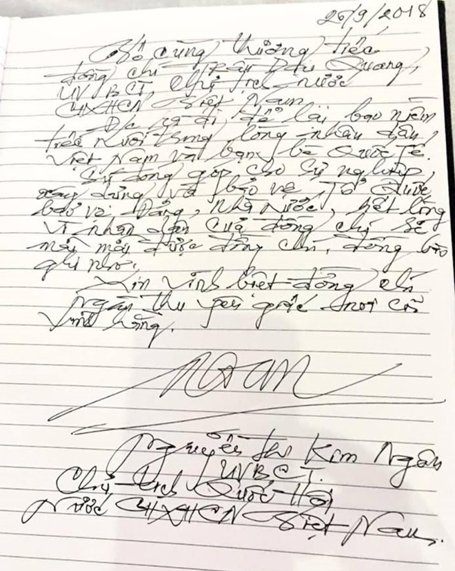 Nhiều đo&agrave;n kh&aacute;ch trong nước v&agrave; Quốc tế viếng Chủ tịch nước Trần Đại Quang