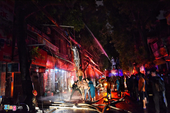 Đ&aacute;m ch&aacute;y được x&aacute;c định khởi ph&aacute;t từ khu trọ của &ocirc;ng Nguyễn Thế Hiệp. Ảnh:&nbsp;Việt Linh.