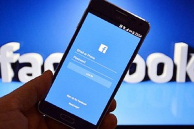 Nạn nh&acirc;n đ&atilde; bị lừa h&agrave;ng trăm triệu đồng chỉ th&ocirc;ng qua c&aacute;c cuộc tr&ograve; truy&ecirc;n qua mạng x&atilde; hội.