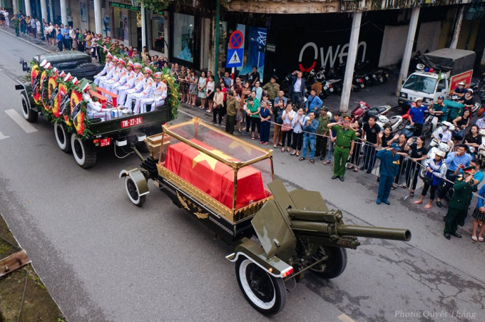 Những h&igrave;nh ảnh cu&ocirc;́i c&ugrave;ng về linh cữu Chủ tịch nước Trần Đại Quang ở Thủ đ&ocirc;