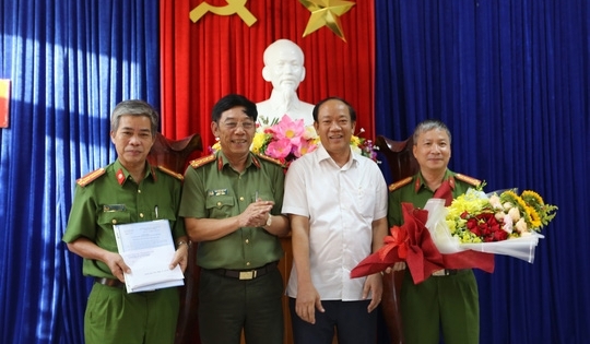 "Ông trùm quê mùa" điều hành đường dây đánh bạc 600 tỷ