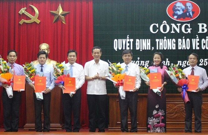 Điều động, bổ nhiệm nh&acirc;n sự 9 tỉnh th&agrave;nh